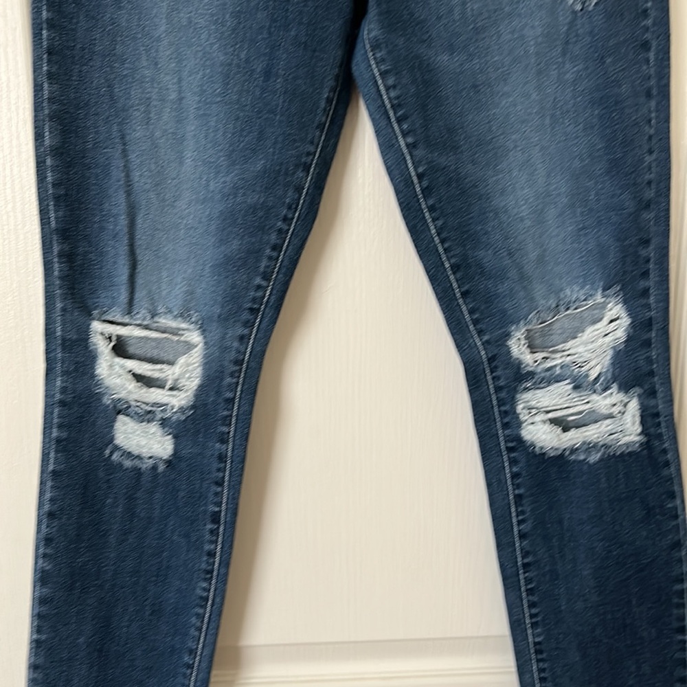 721 High Rise Skinny - Picture 2 of 4